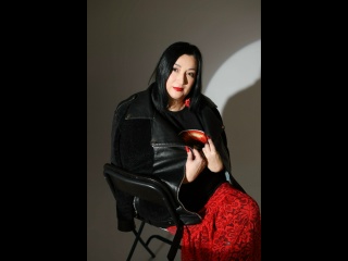 prosila pomoch s kompom a on ee trahnul 720p